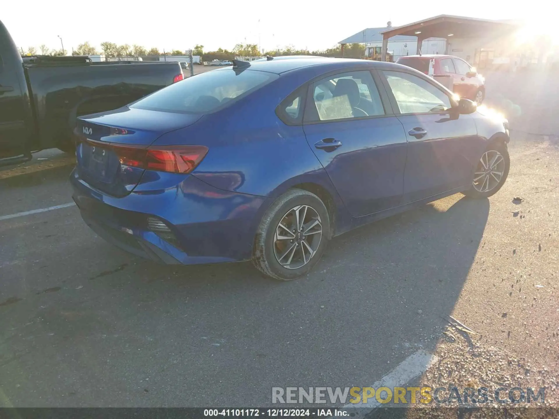 4 Фотография поврежденного автомобиля 3KPF24AD5PE517745 KIA FORTE 2023