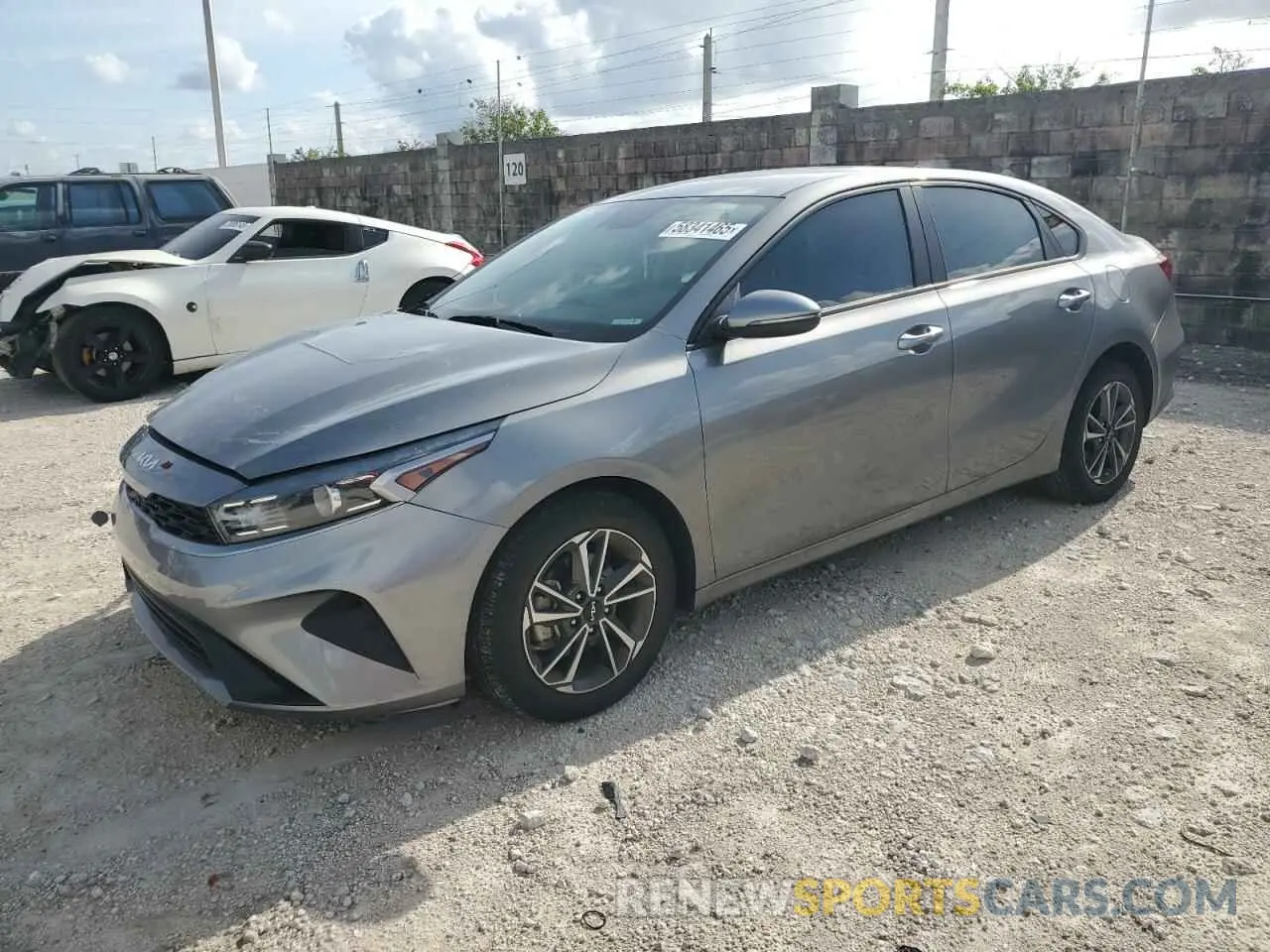1 Photograph of a damaged car 3KPF24AD5PE521407 KIA FORTE 2023