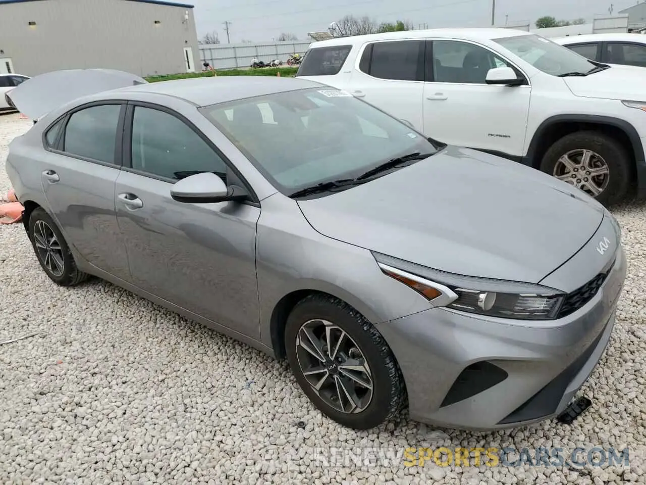 4 Photograph of a damaged car 3KPF24AD5PE575094 KIA FORTE 2023