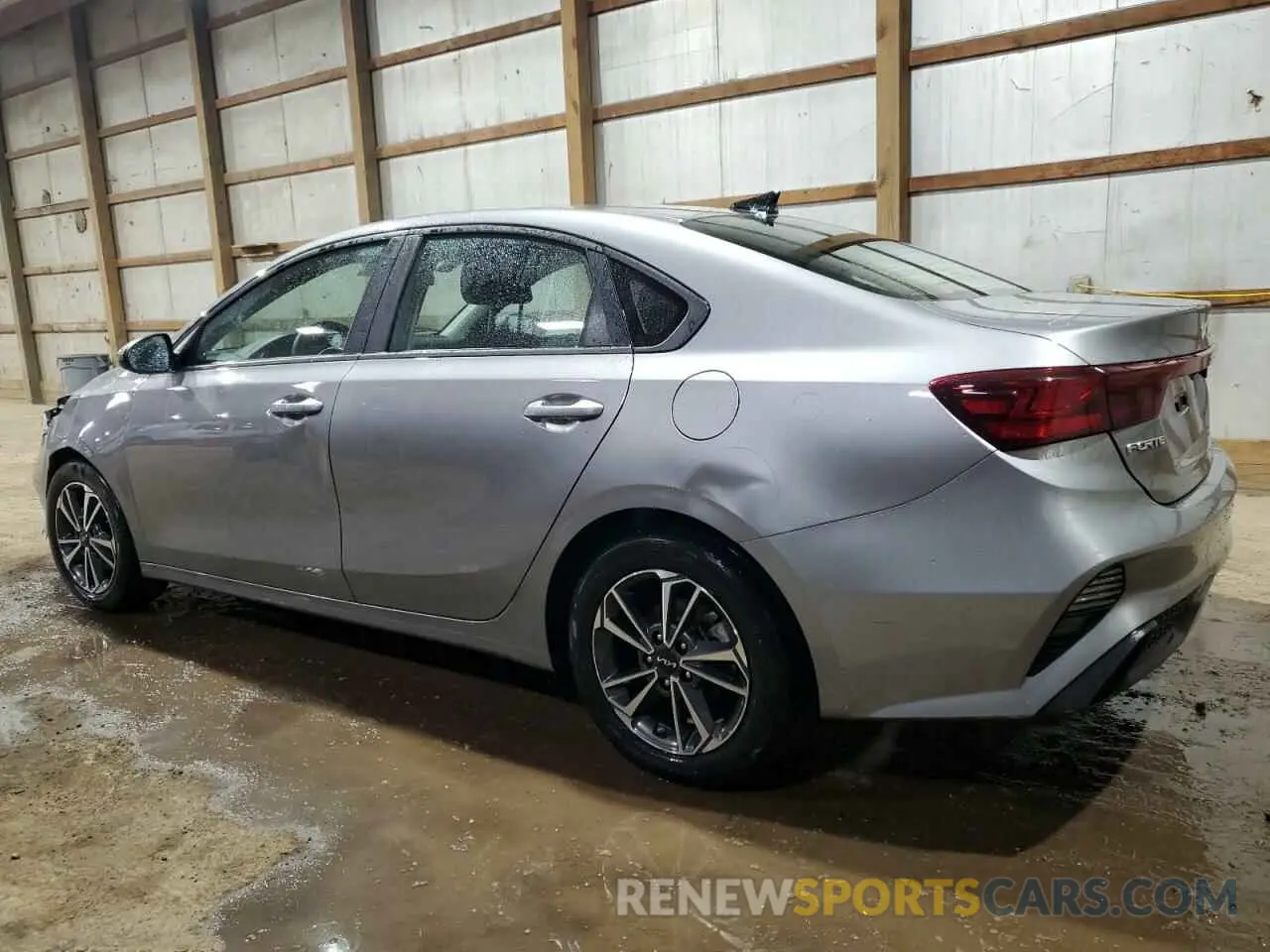 2 Фотография поврежденного автомобиля 3KPF24AD5PE622866 KIA FORTE 2023