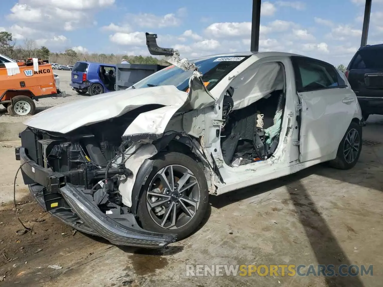 1 Фотография поврежденного автомобиля 3KPF24AD5PE641529 KIA FORTE 2023