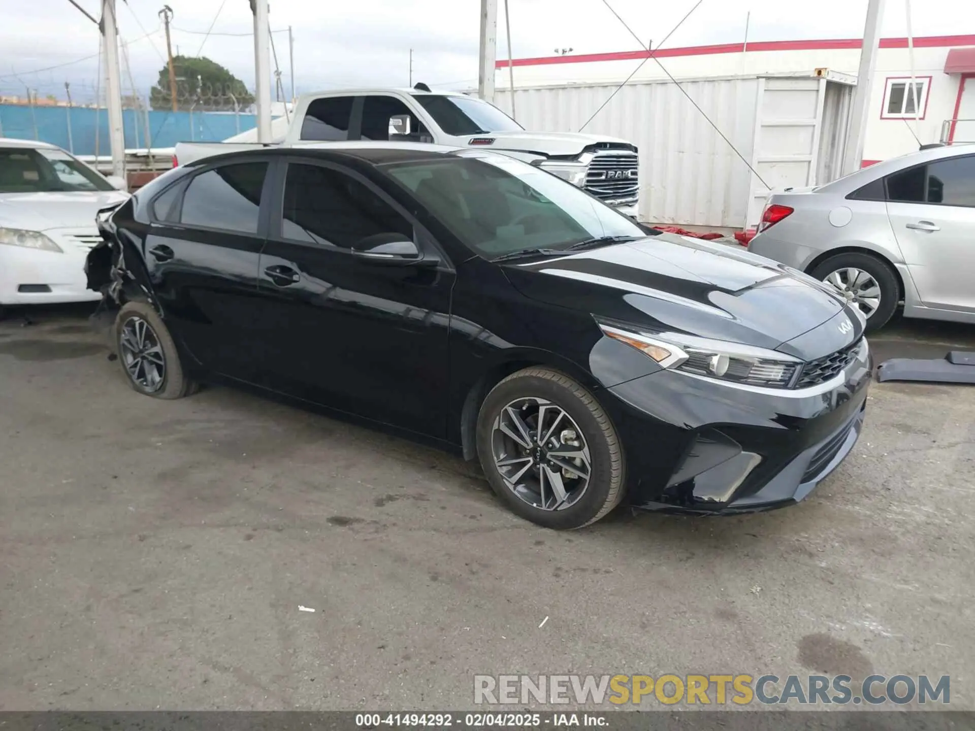 1 Фотография поврежденного автомобиля 3KPF24AD5PE646813 KIA FORTE 2023