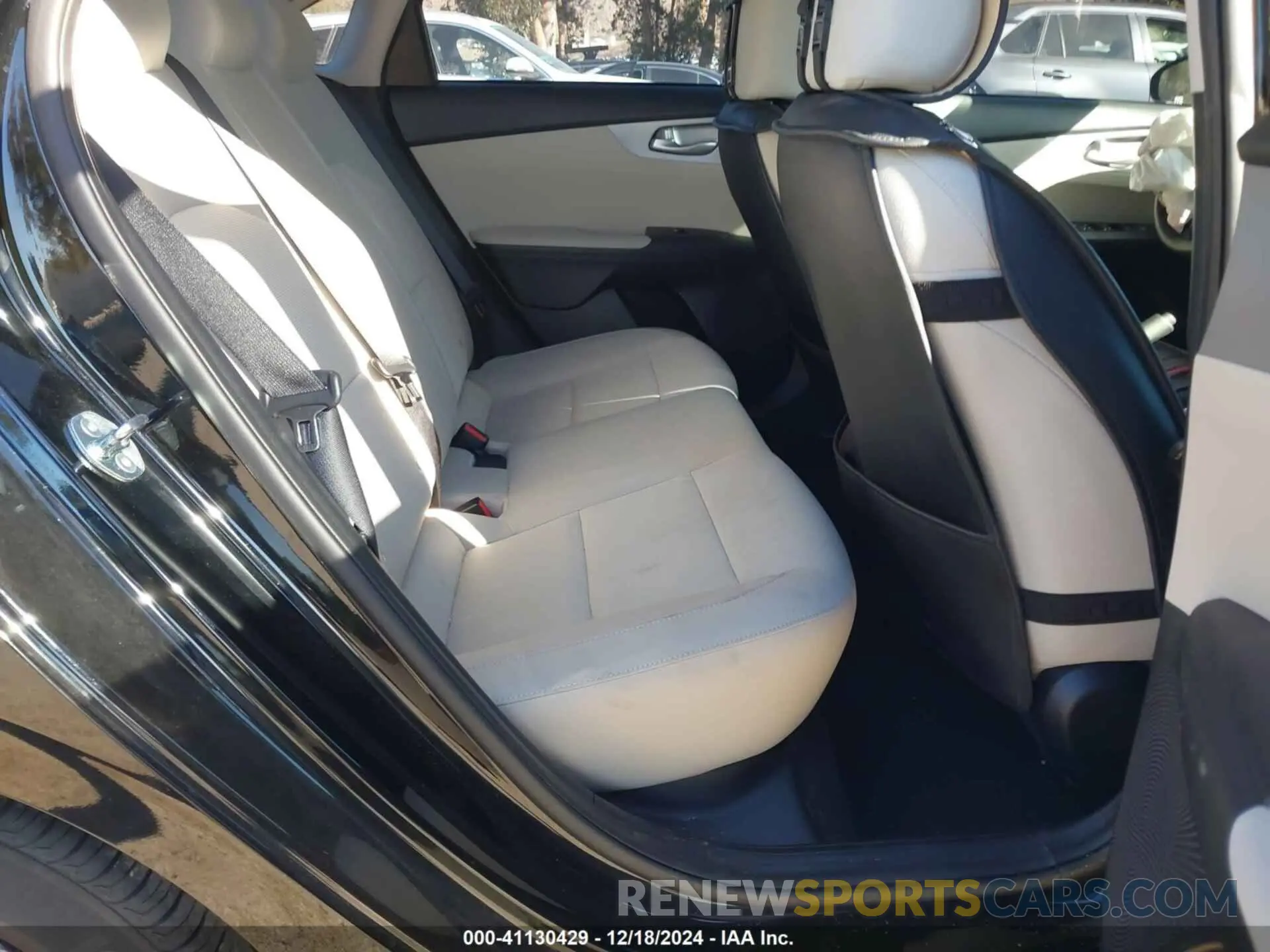 8 Фотография поврежденного автомобиля 3KPF24AD5PE648240 KIA FORTE 2023