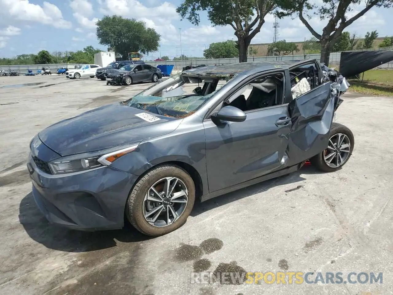 1 Photograph of a damaged car 3KPF24AD5PE652076 KIA FORTE 2023