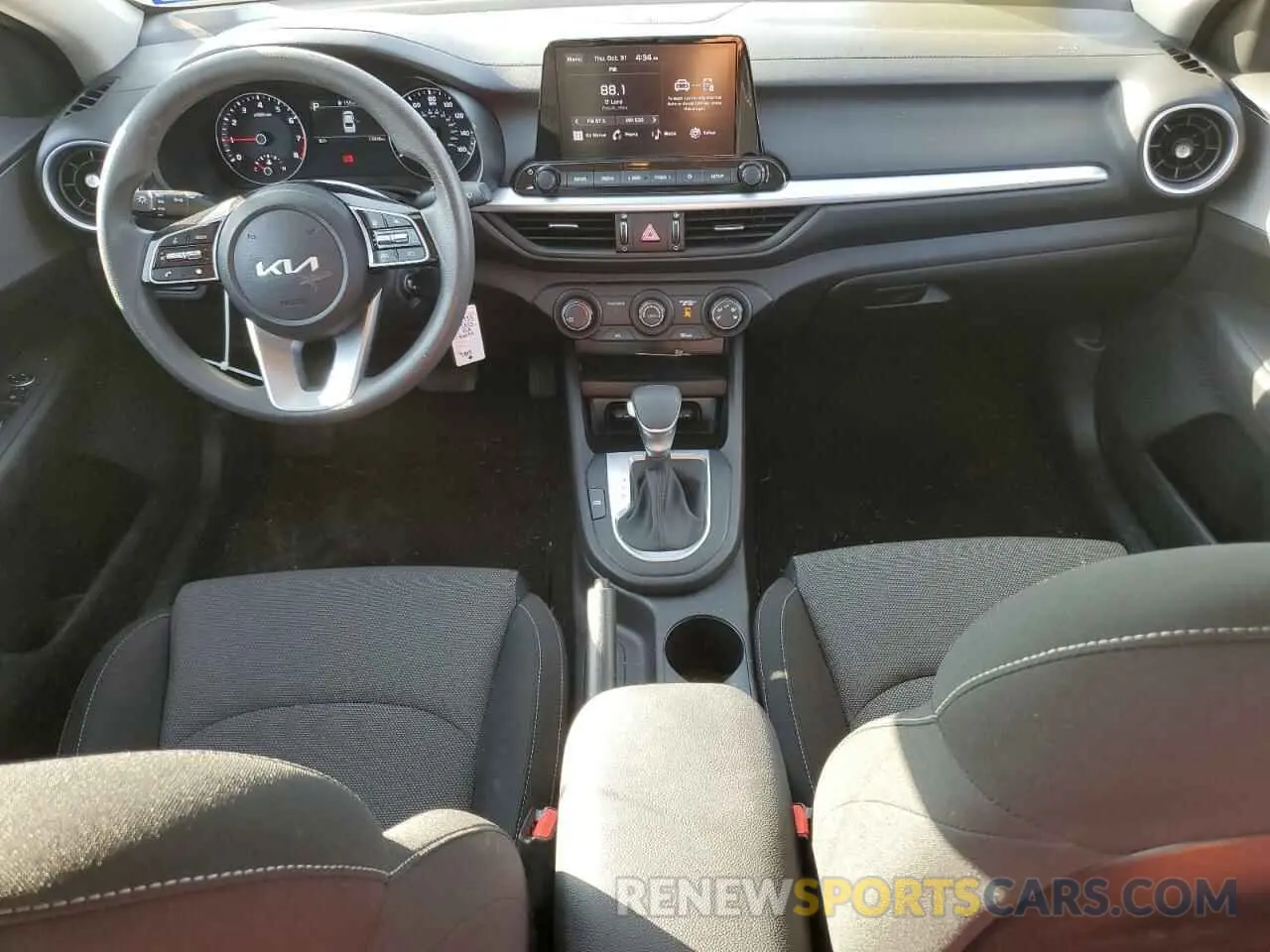 8 Фотография поврежденного автомобиля 3KPF24AD5PE656953 KIA FORTE 2023