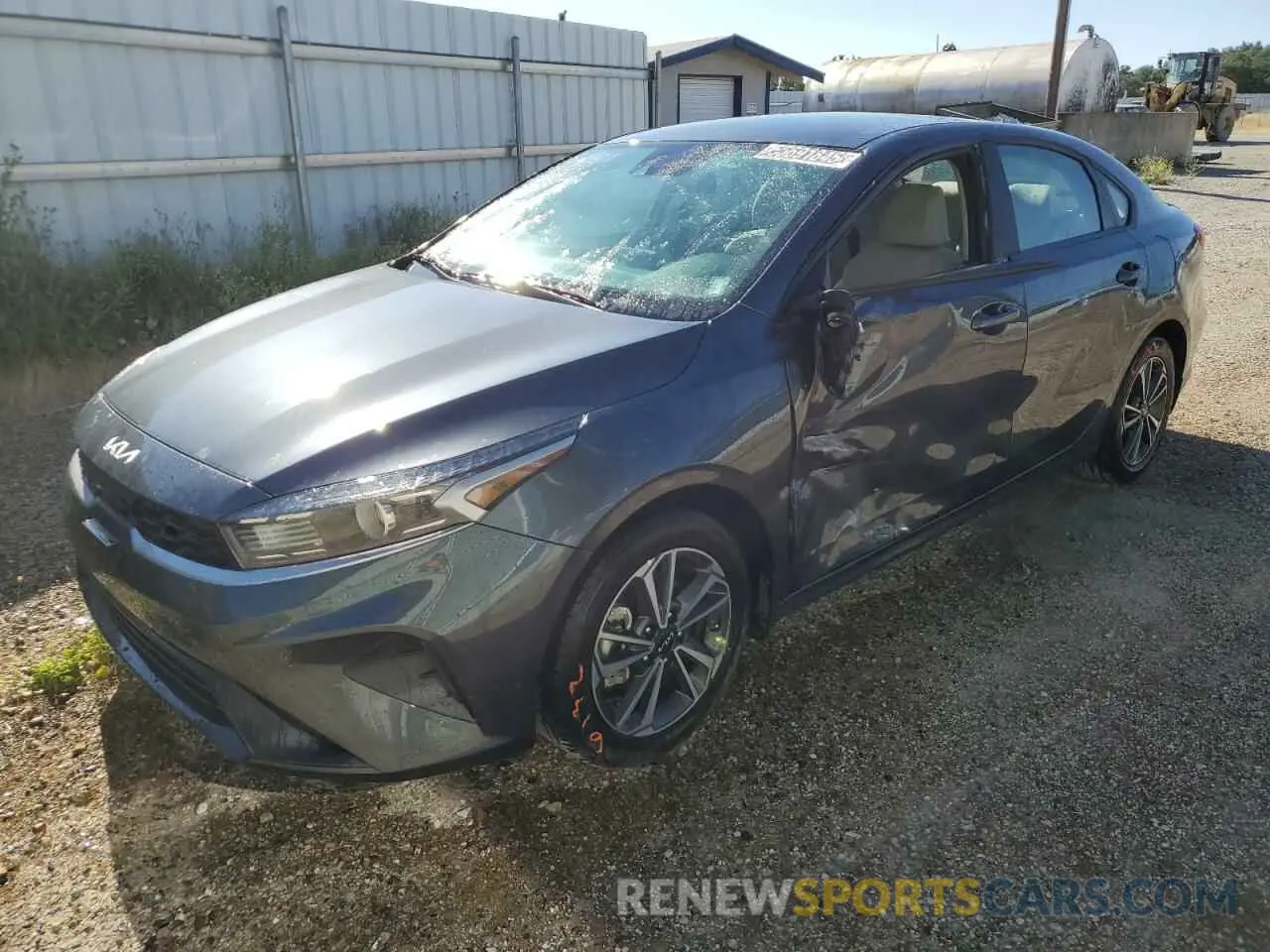1 Photograph of a damaged car 3KPF24AD5PE670545 KIA FORTE 2023