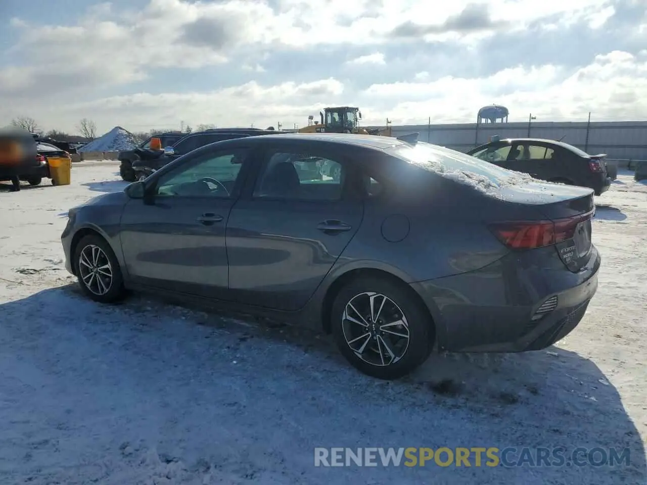 2 Фотография поврежденного автомобиля 3KPF24AD5PE674448 KIA FORTE 2023