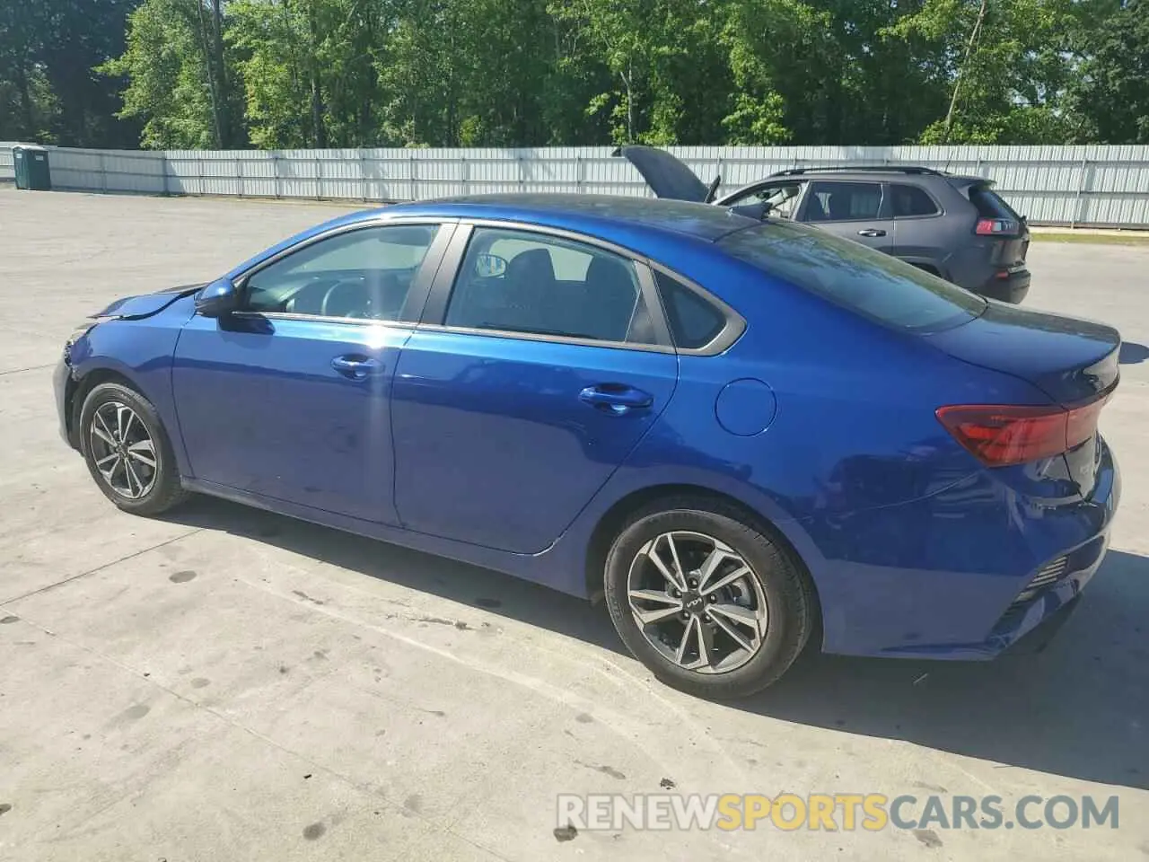 2 Фотография поврежденного автомобиля 3KPF24AD6PE530956 KIA FORTE 2023