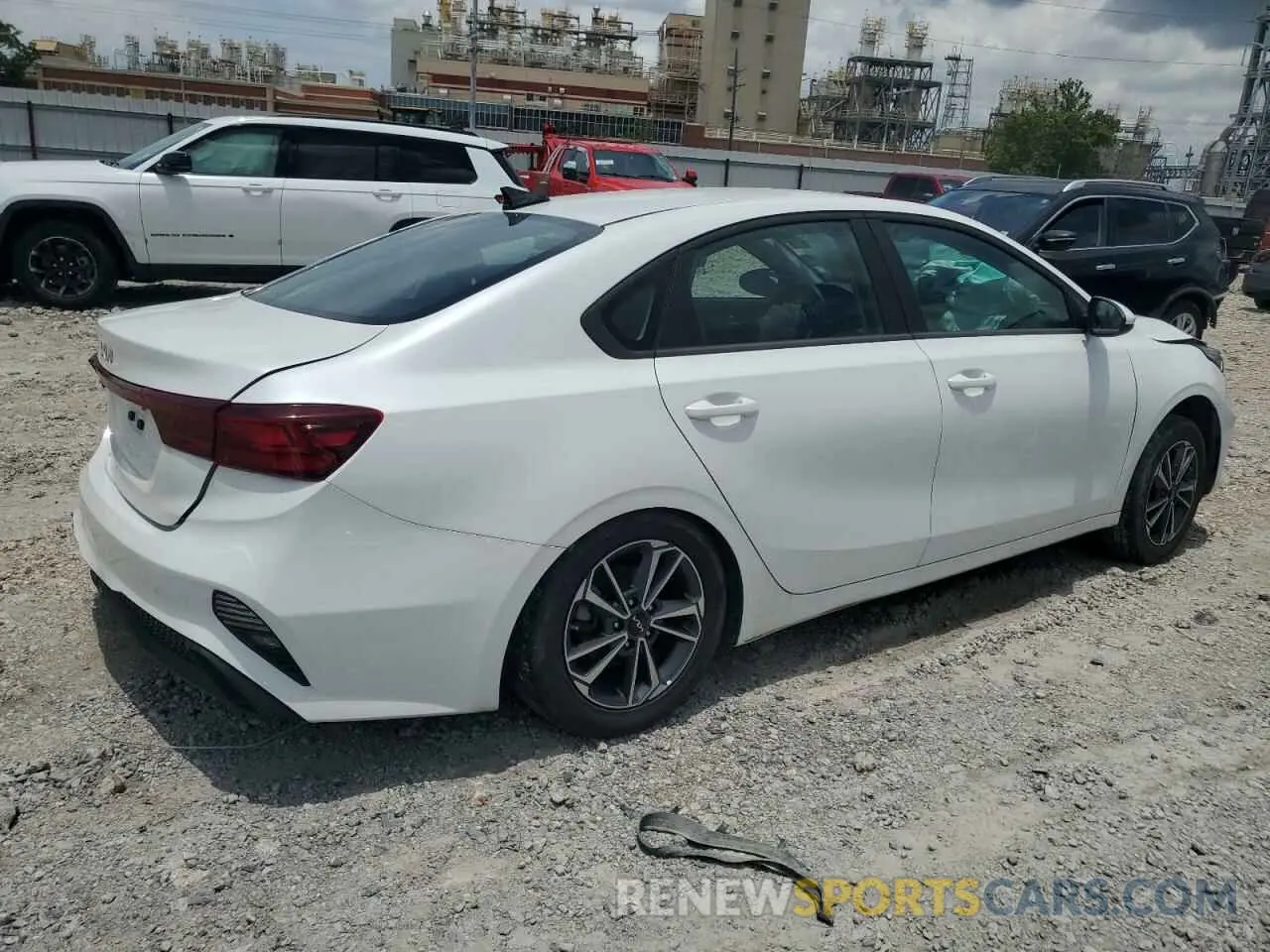 3 Photograph of a damaged car 3KPF24AD6PE567165 KIA FORTE 2023