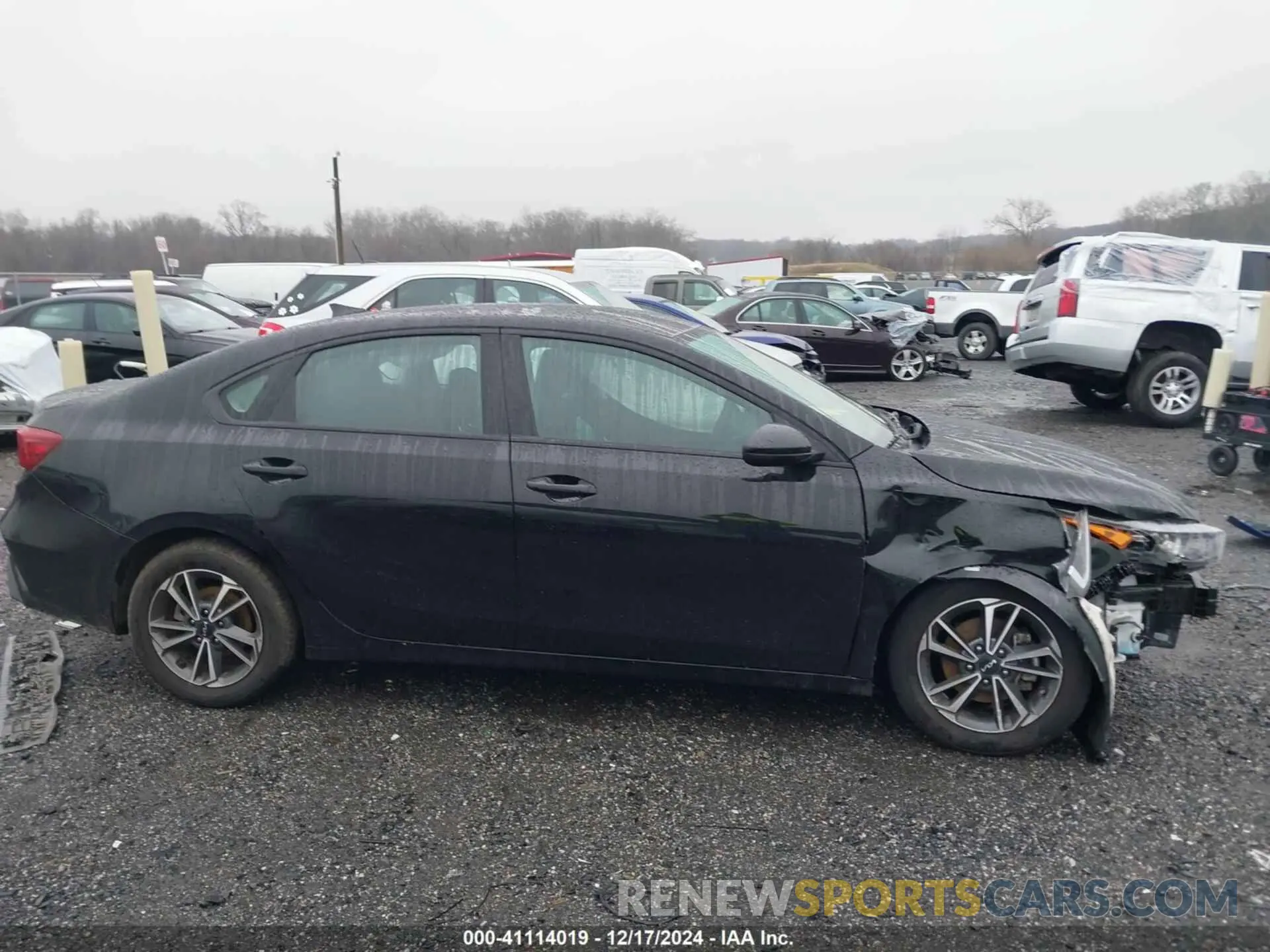 14 Фотография поврежденного автомобиля 3KPF24AD6PE576612 KIA FORTE 2023