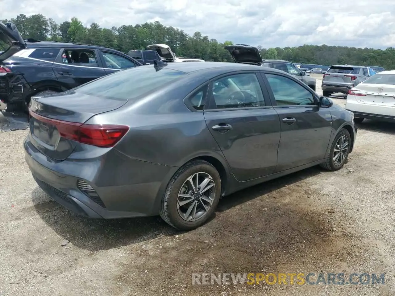 3 Photograph of a damaged car 3KPF24AD6PE622097 KIA FORTE 2023