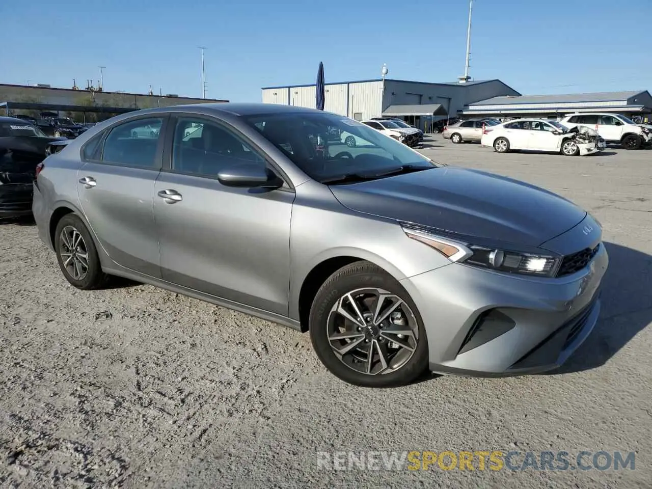 4 Фотография поврежденного автомобиля 3KPF24AD6PE647193 KIA FORTE 2023