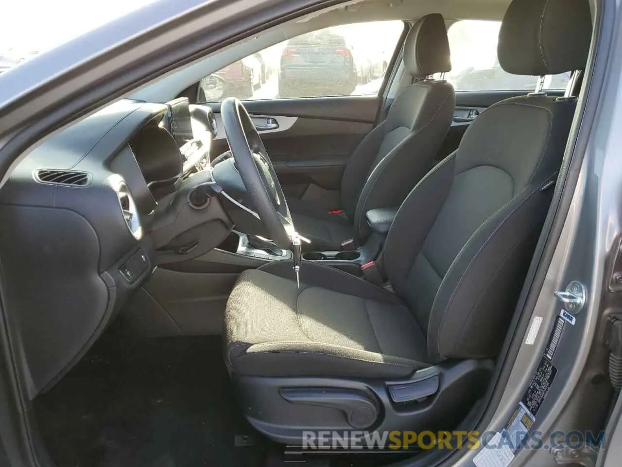 7 Фотография поврежденного автомобиля 3KPF24AD6PE647193 KIA FORTE 2023