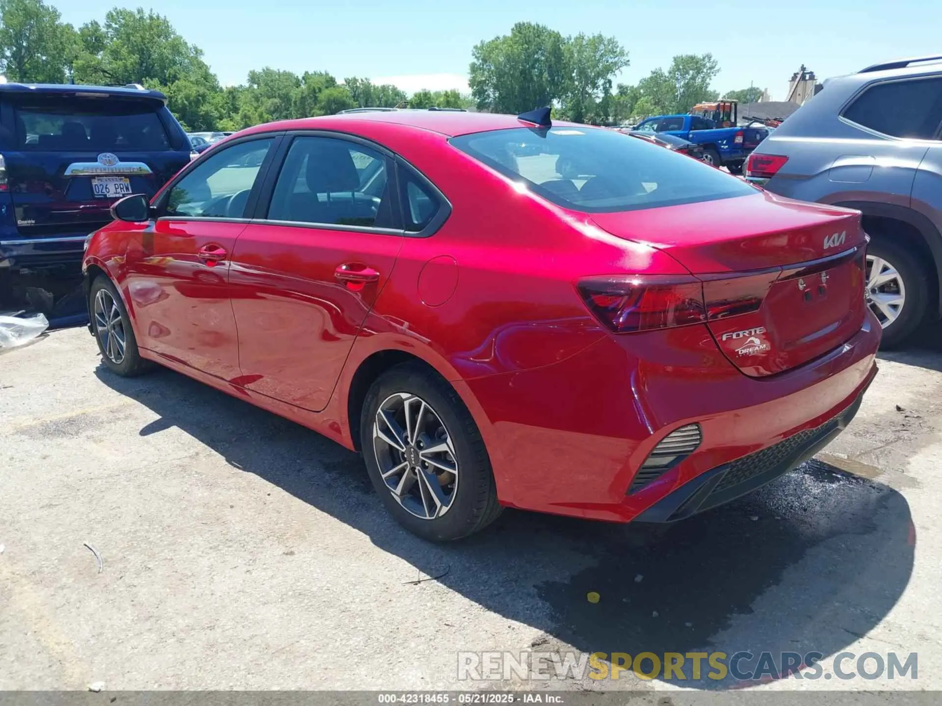 3 Photograph of a damaged car 3KPF24AD6PE652524 KIA FORTE 2023