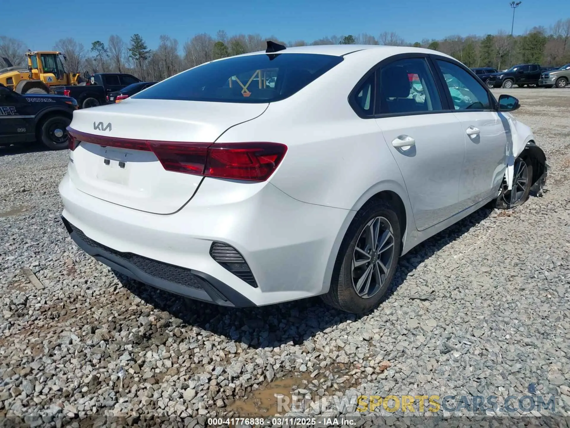 4 Photograph of a damaged car 3KPF24AD6PE662664 KIA FORTE 2023