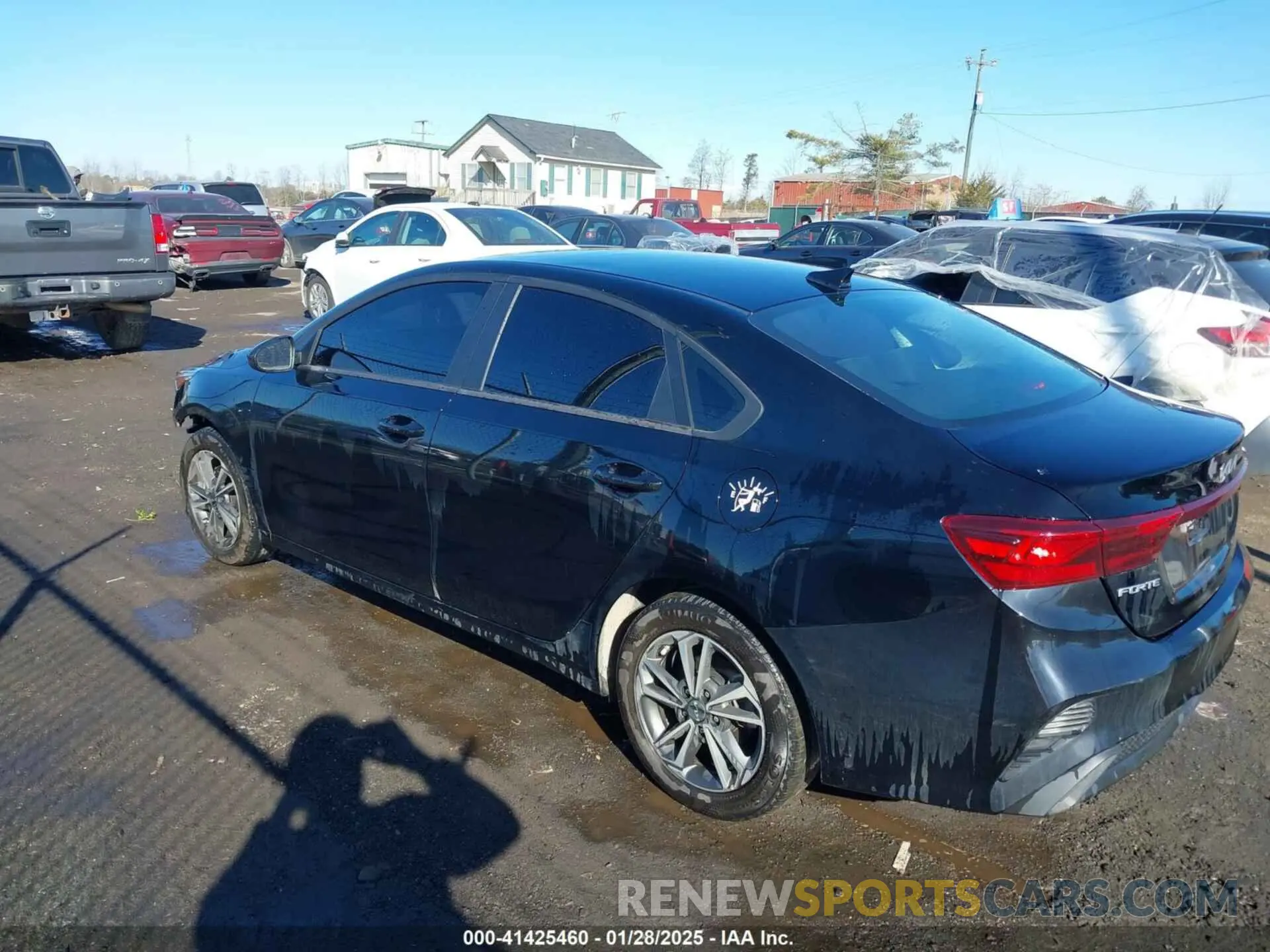 3 Фотография поврежденного автомобиля 3KPF24AD6PE675270 KIA FORTE 2023