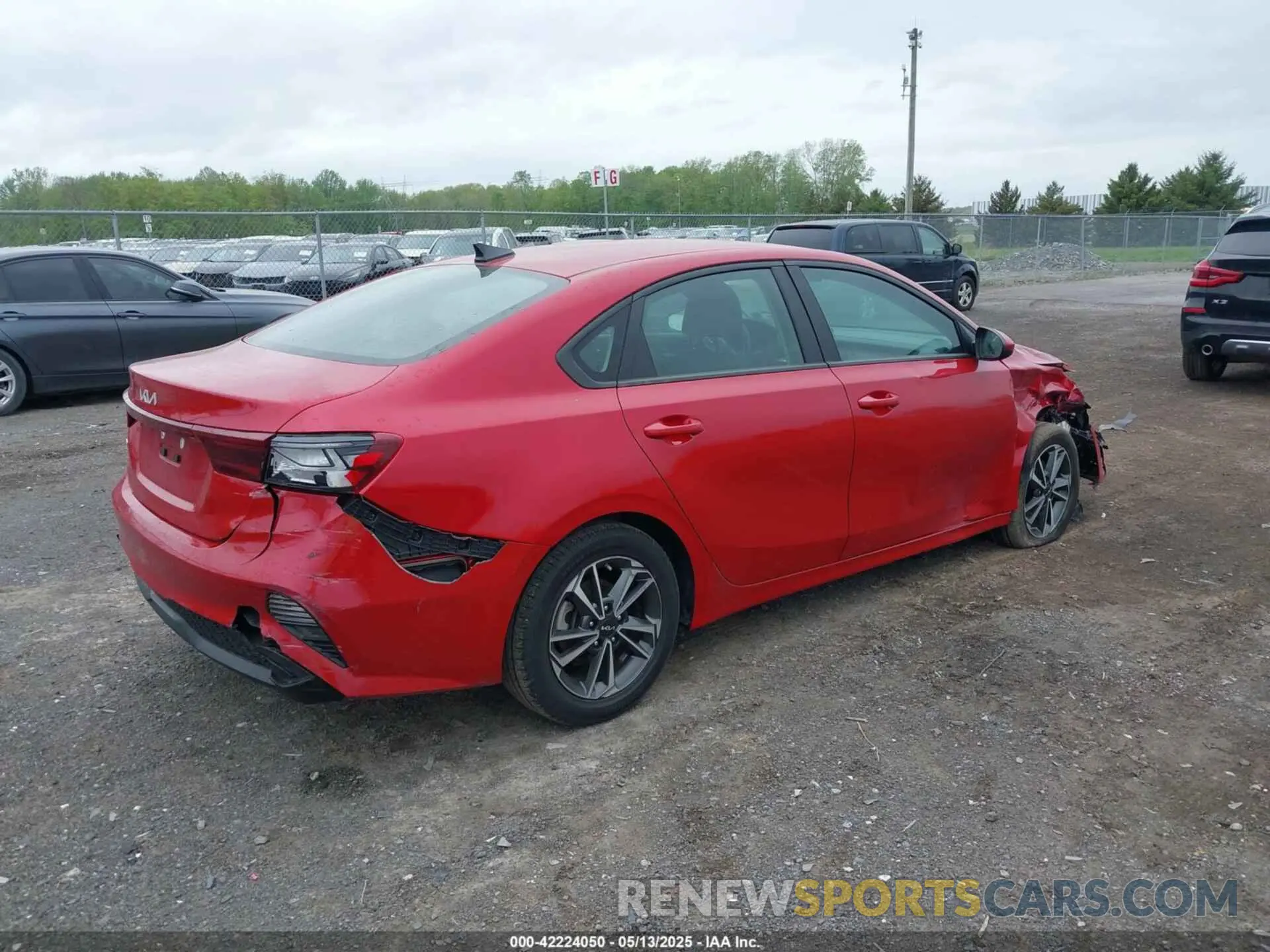 4 Фотография поврежденного автомобиля 3KPF24AD7PE531825 KIA FORTE 2023