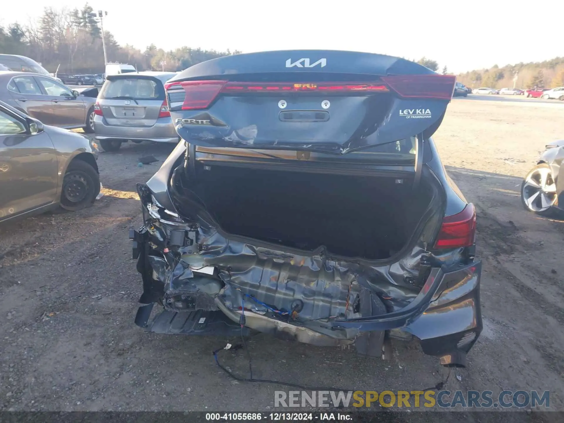 17 Фотография поврежденного автомобиля 3KPF24AD7PE543022 KIA FORTE 2023