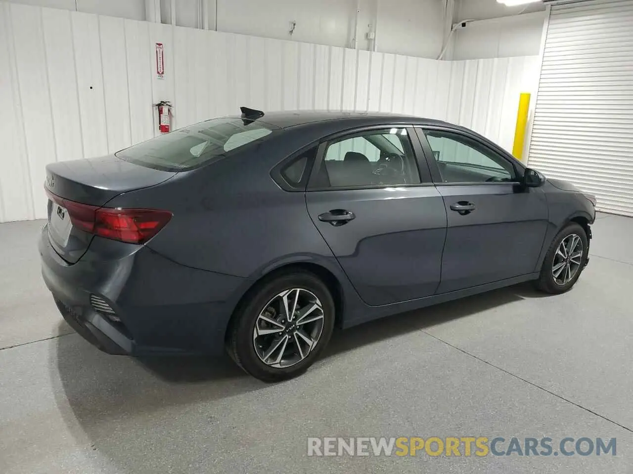 3 Photograph of a damaged car 3KPF24AD7PE551380 KIA FORTE 2023