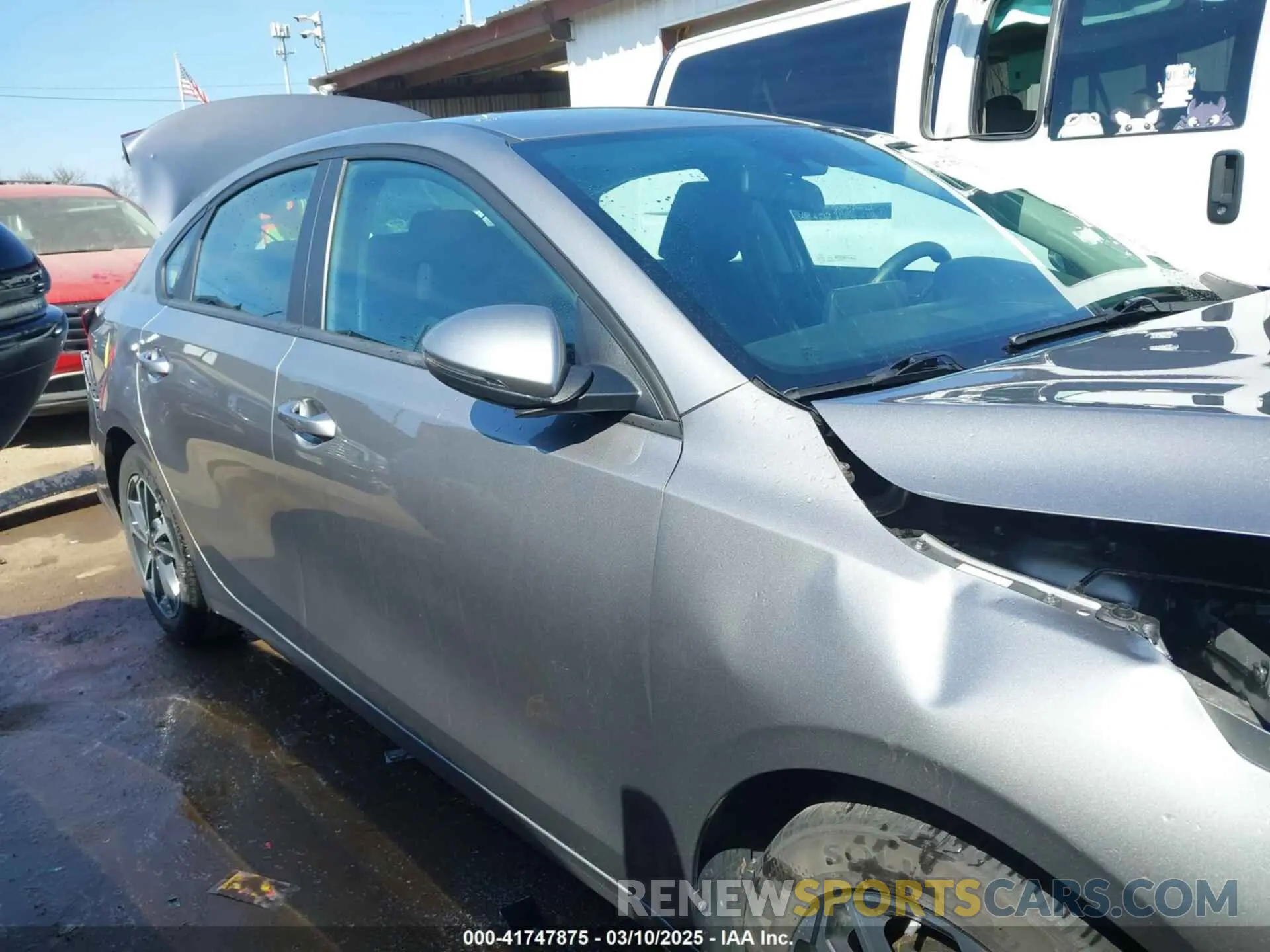 14 Photograph of a damaged car 3KPF24AD7PE561018 KIA FORTE 2023