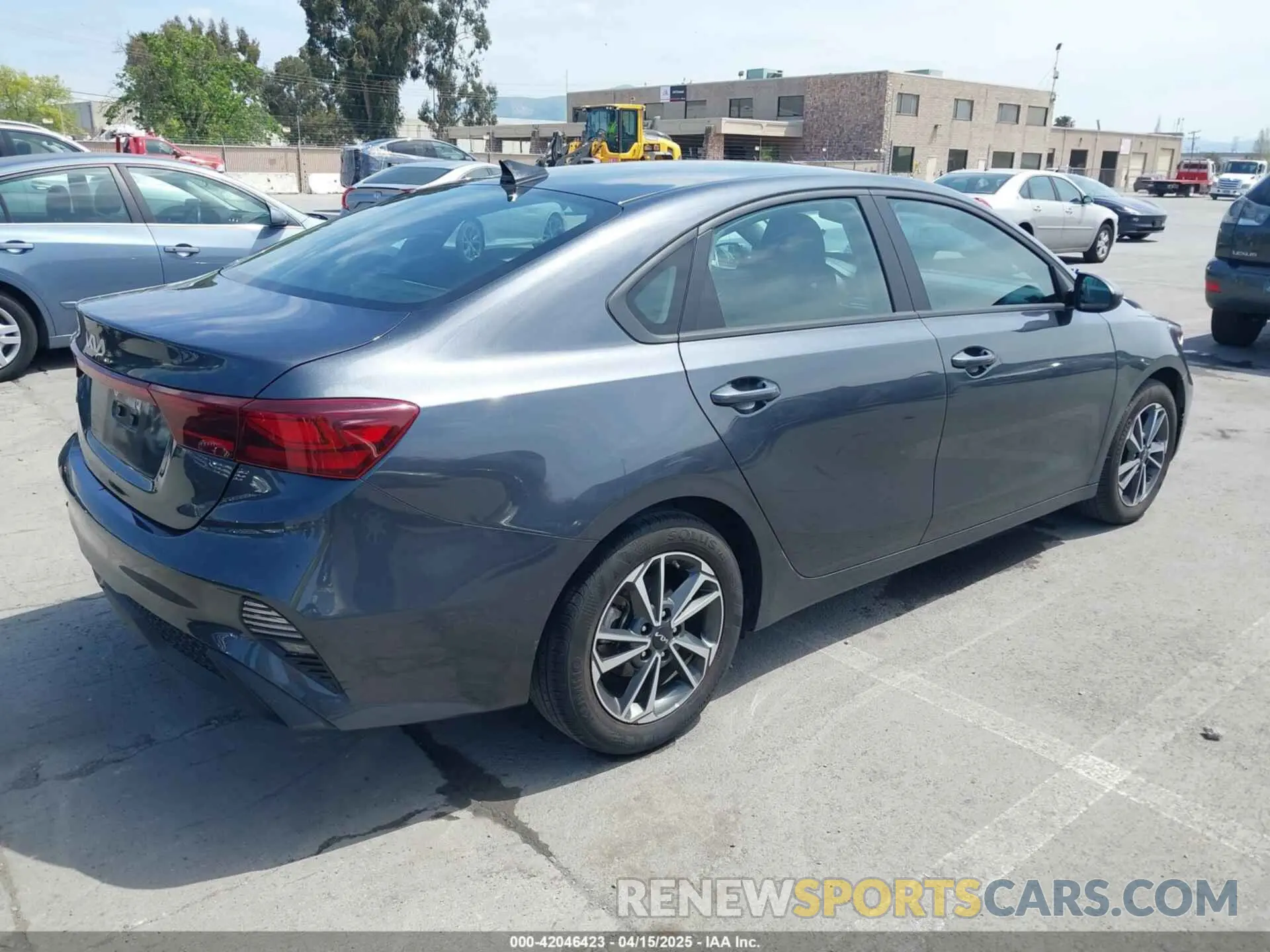 4 Фотография поврежденного автомобиля 3KPF24AD7PE634209 KIA FORTE 2023