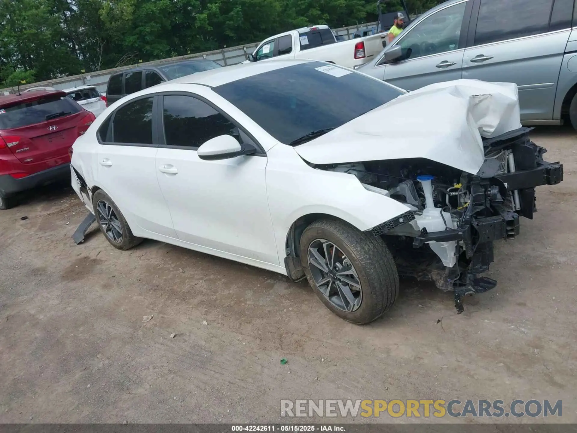 1 Фотография поврежденного автомобиля 3KPF24AD7PE641760 KIA FORTE 2023