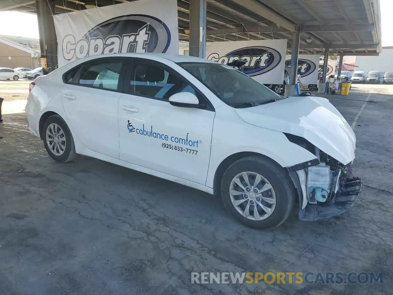 4 Фотография поврежденного автомобиля 3KPF24AD7PE656839 KIA FORTE 2023