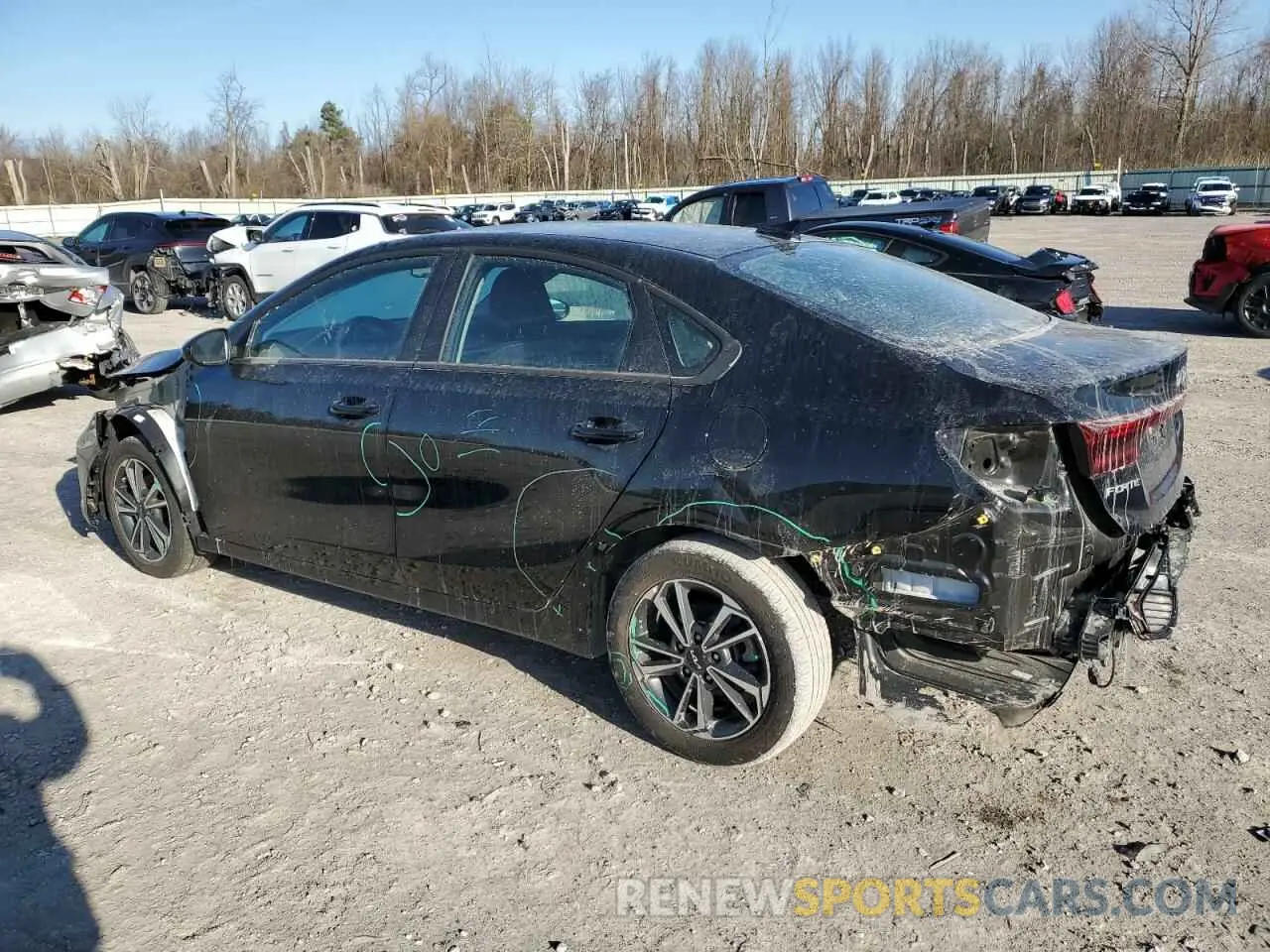 2 Фотография поврежденного автомобиля 3KPF24AD7PE662933 KIA FORTE 2023
