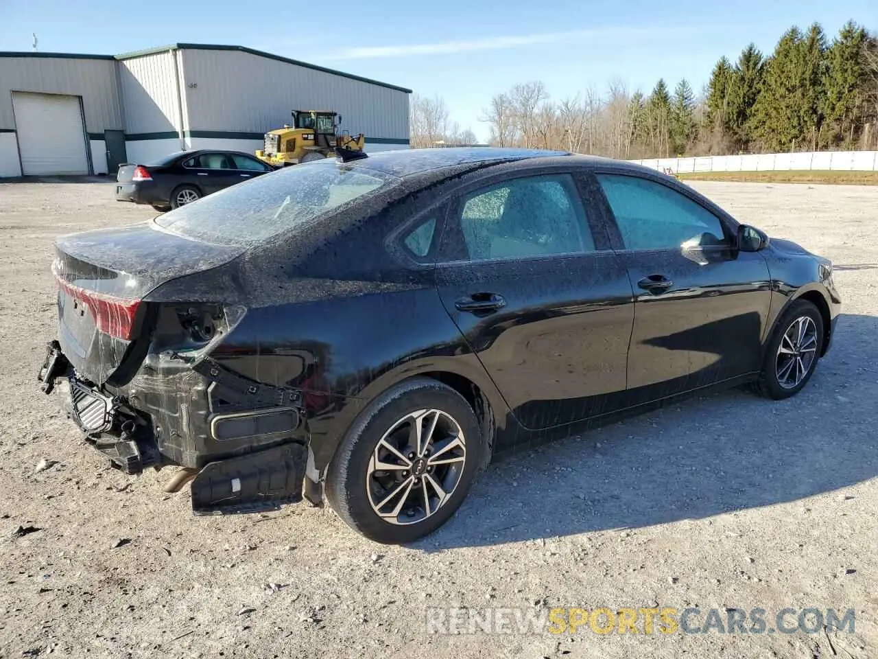 3 Фотография поврежденного автомобиля 3KPF24AD7PE662933 KIA FORTE 2023