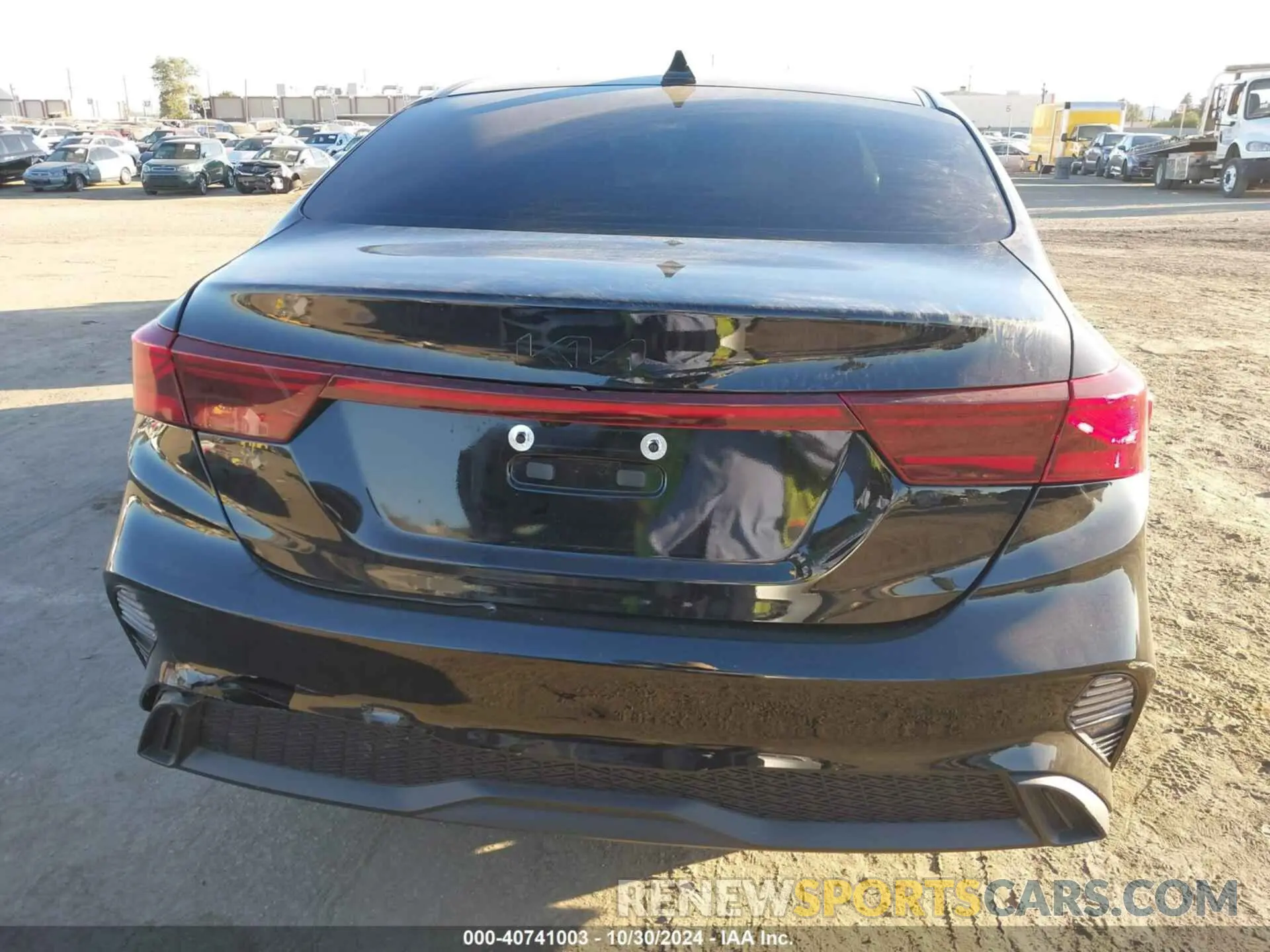 16 Фотография поврежденного автомобиля 3KPF24AD7PE680915 KIA FORTE 2023