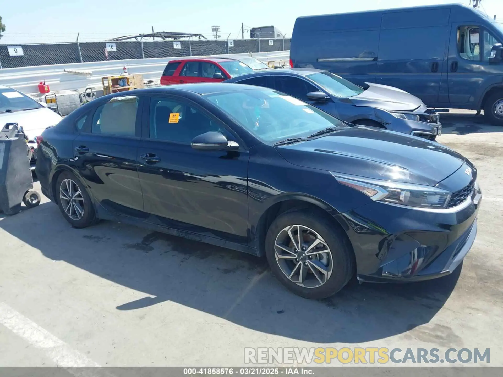 13 Фотография поврежденного автомобиля 3KPF24AD8PE512846 KIA FORTE 2023