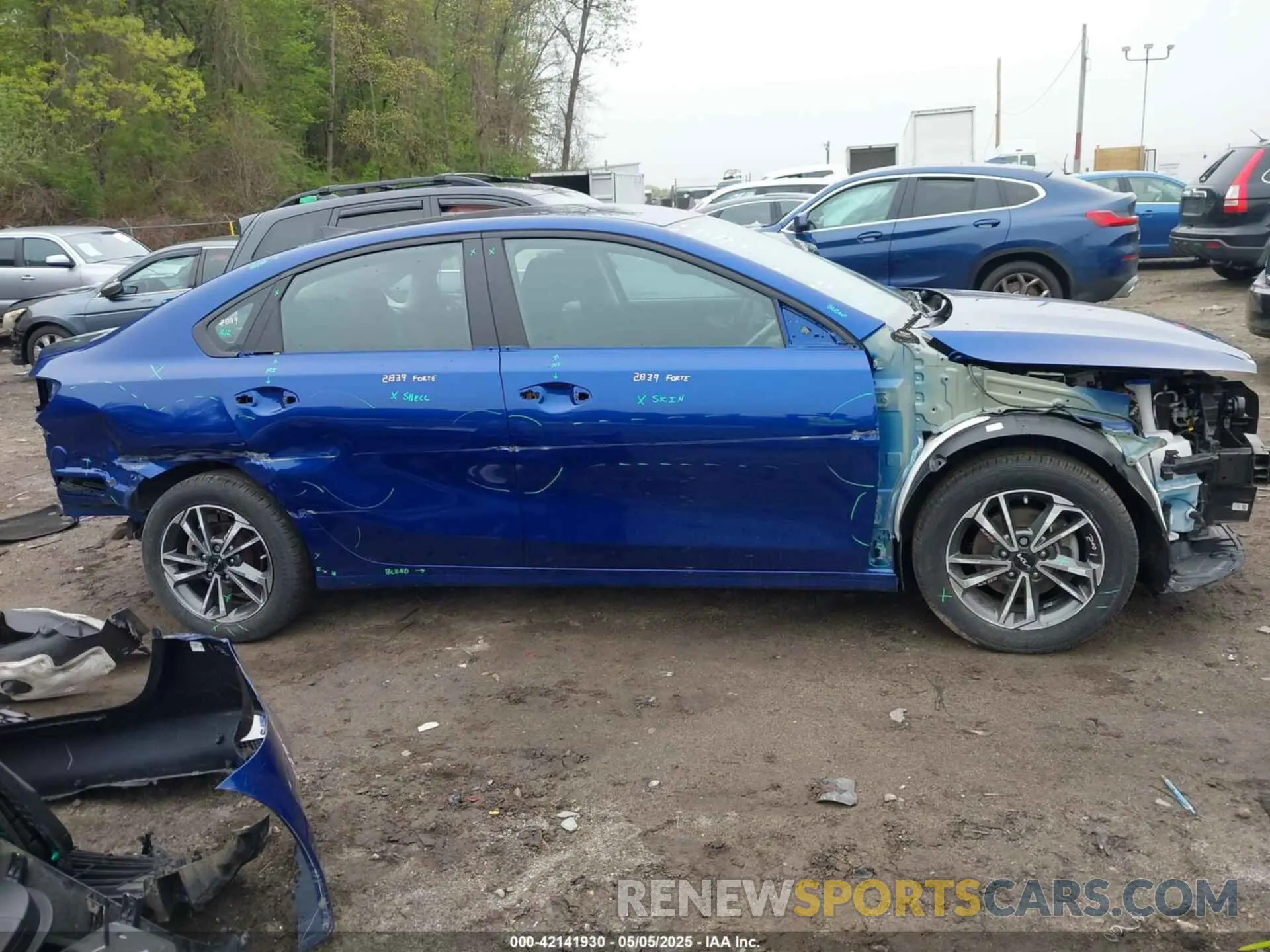 14 Photograph of a damaged car 3KPF24AD8PE554496 KIA FORTE 2023