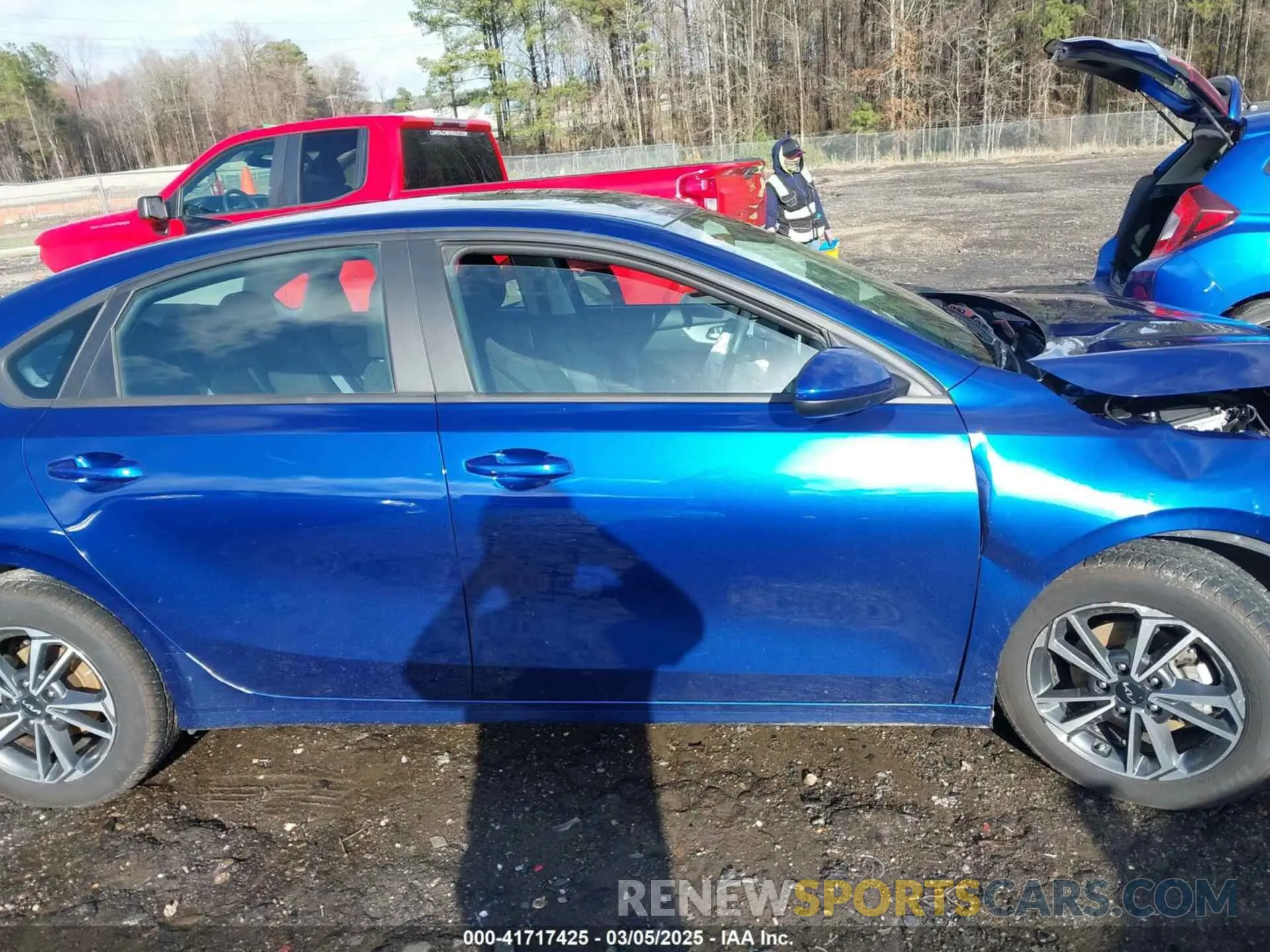 14 Photograph of a damaged car 3KPF24AD8PE579706 KIA FORTE 2023