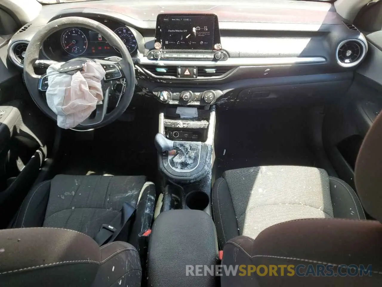8 Фотография поврежденного автомобиля 3KPF24AD8PE592455 KIA FORTE 2023