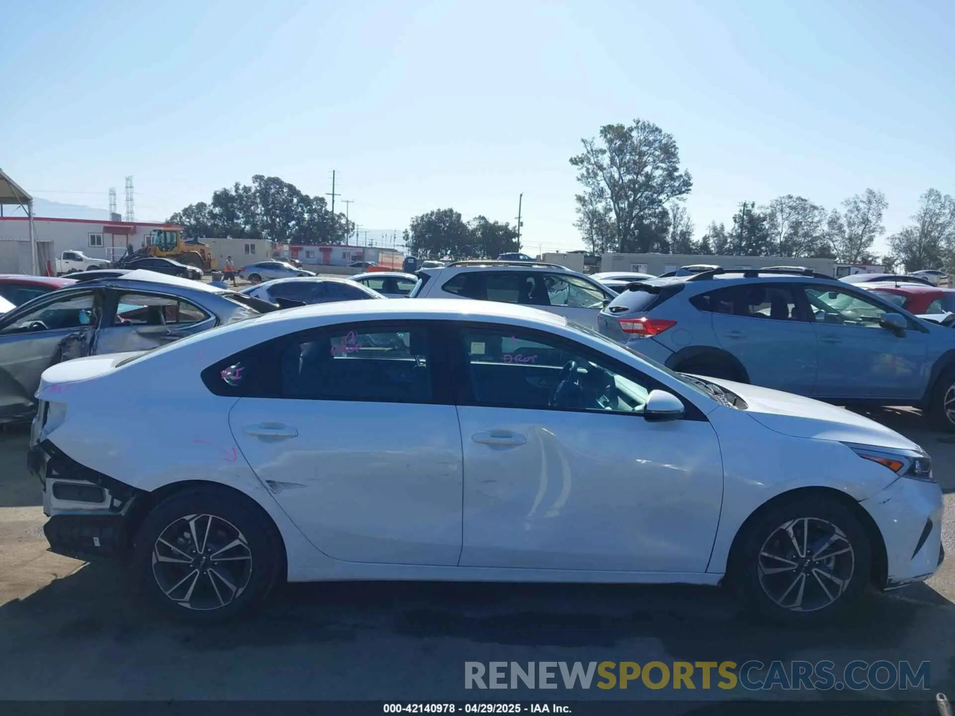 14 Photograph of a damaged car 3KPF24AD8PE610260 KIA FORTE 2023