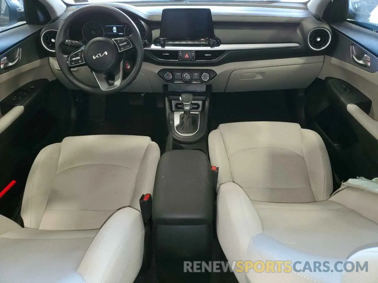 8 Фотография поврежденного автомобиля 3KPF24AD8PE620464 KIA FORTE 2023