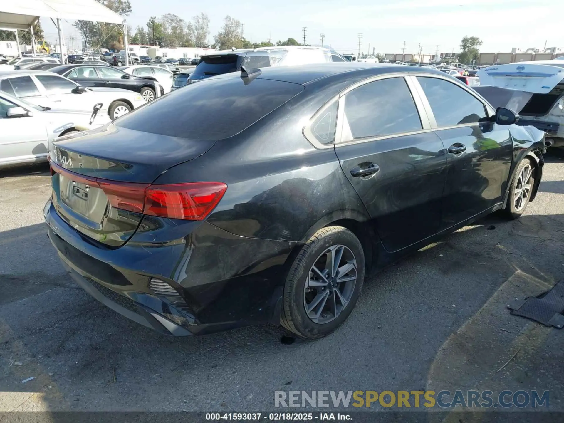 4 Photograph of a damaged car 3KPF24AD8PE637314 KIA FORTE 2023