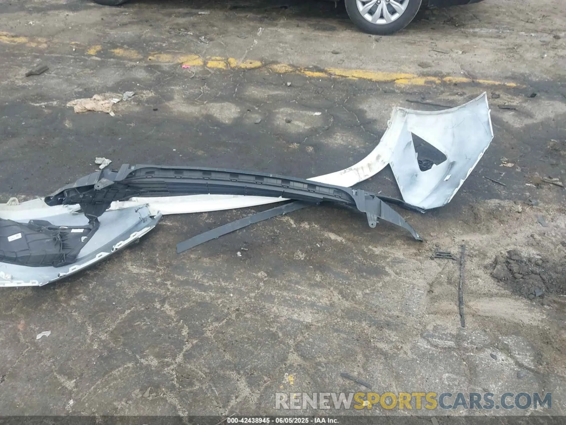 12 Photograph of a damaged car 3KPF24AD8PE659281 KIA FORTE 2023