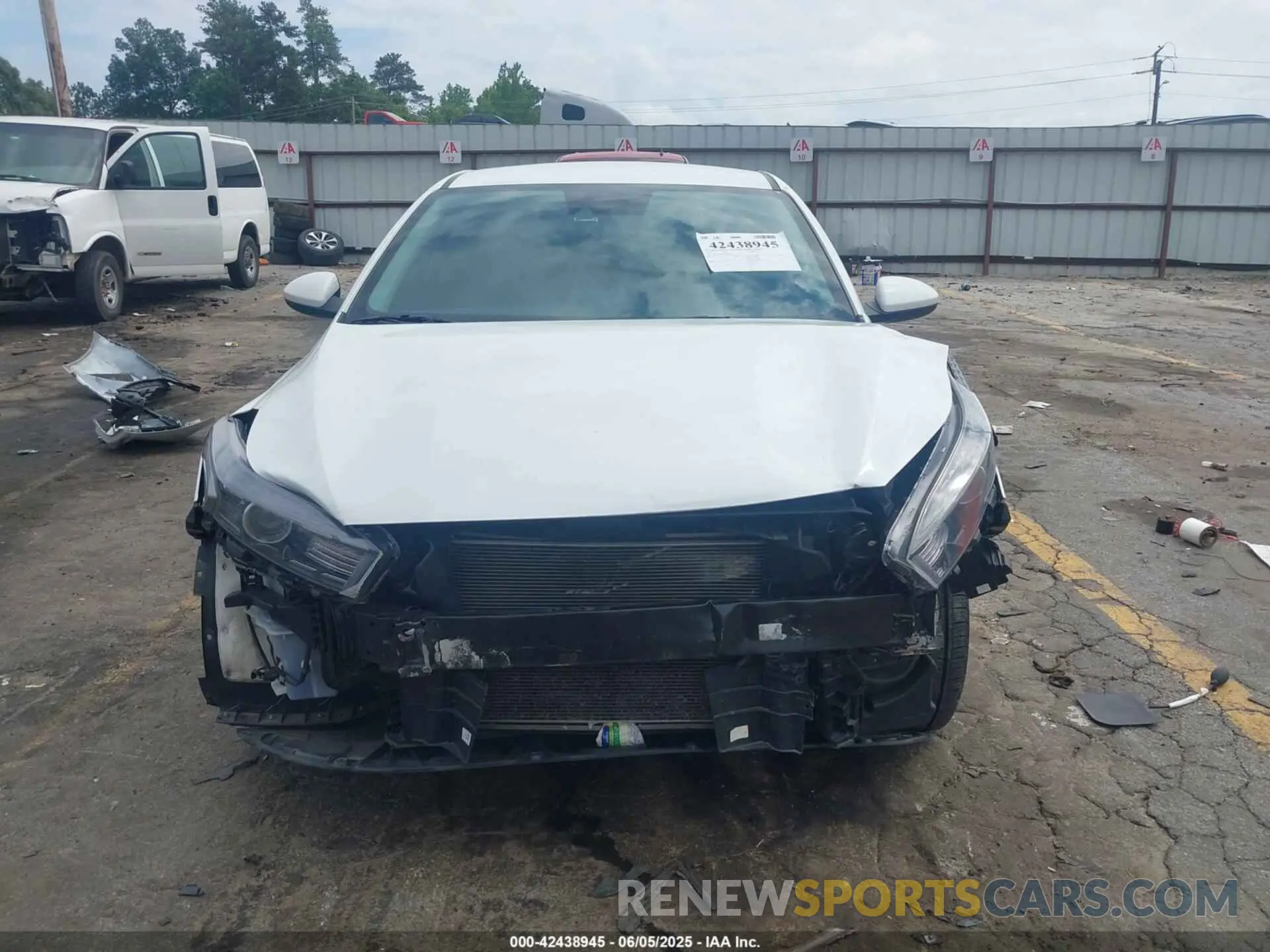13 Photograph of a damaged car 3KPF24AD8PE659281 KIA FORTE 2023