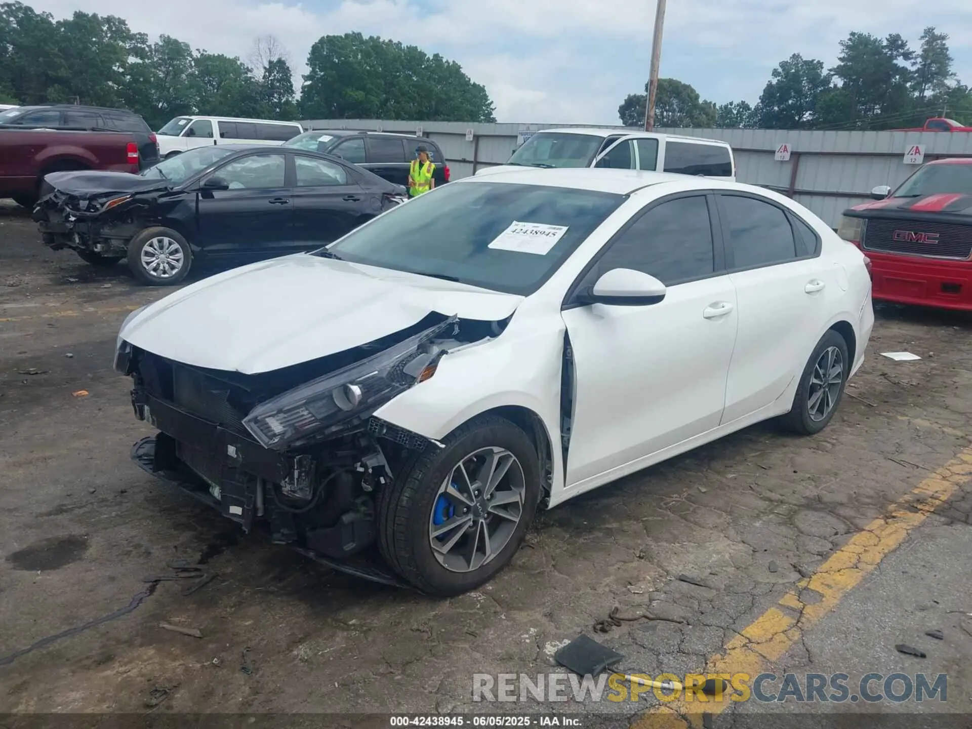 2 Photograph of a damaged car 3KPF24AD8PE659281 KIA FORTE 2023