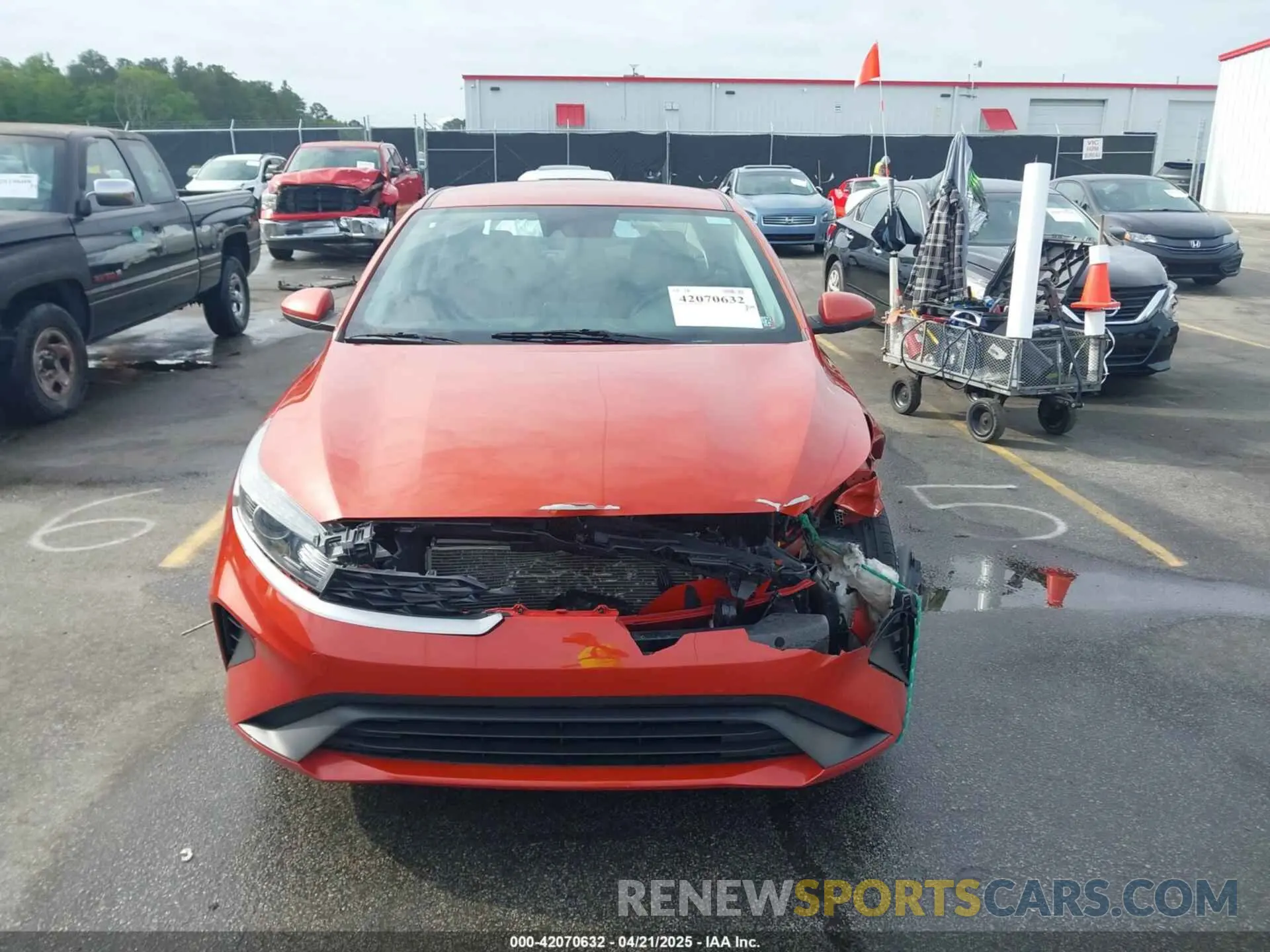 12 Photograph of a damaged car 3KPF24AD9PE509308 KIA FORTE 2023