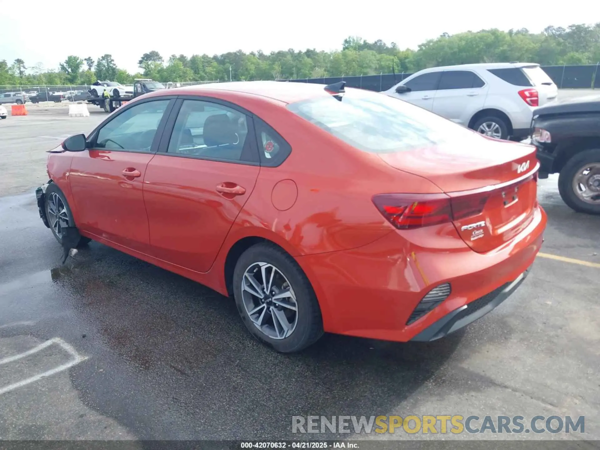 3 Photograph of a damaged car 3KPF24AD9PE509308 KIA FORTE 2023