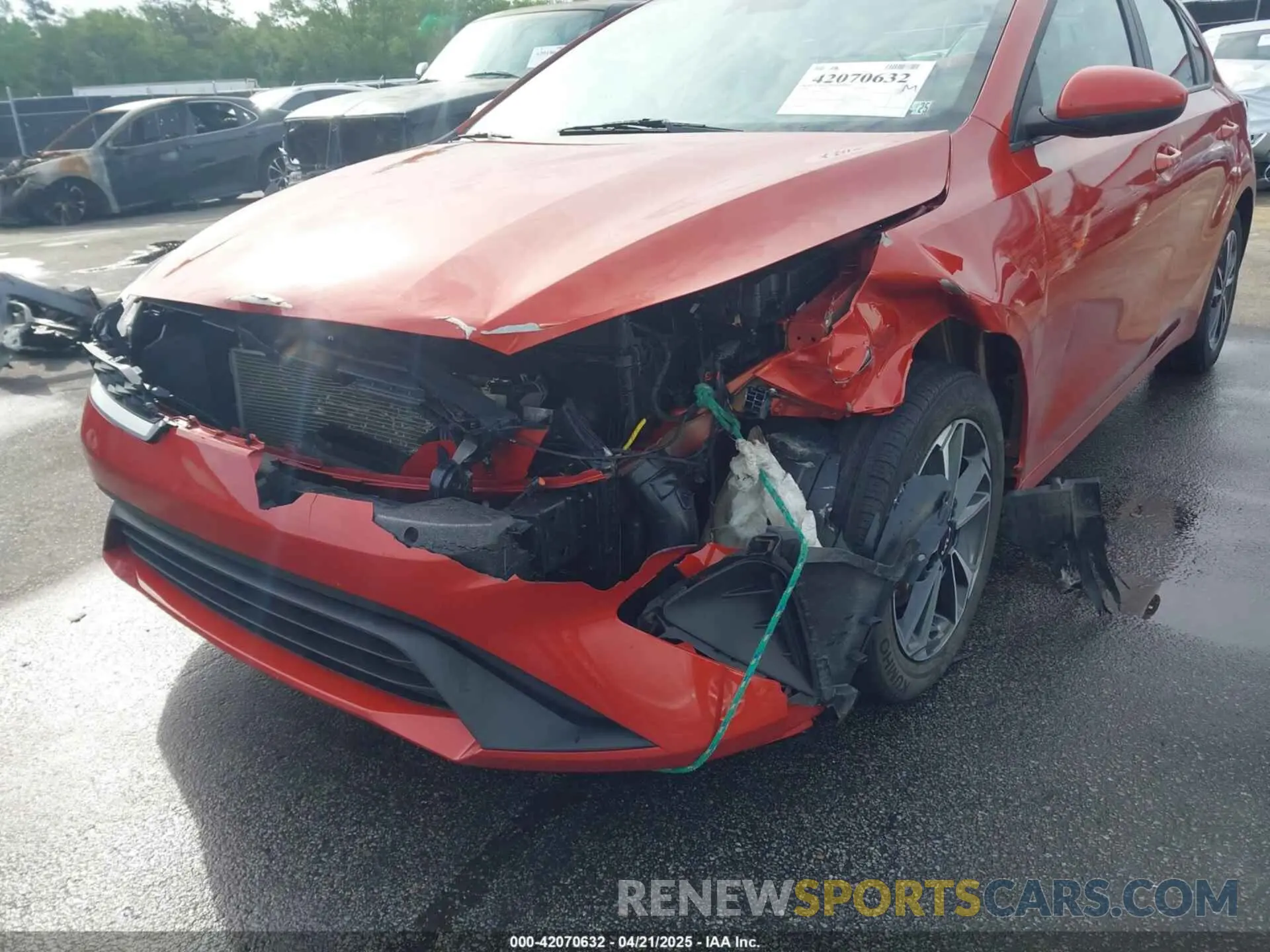 6 Photograph of a damaged car 3KPF24AD9PE509308 KIA FORTE 2023