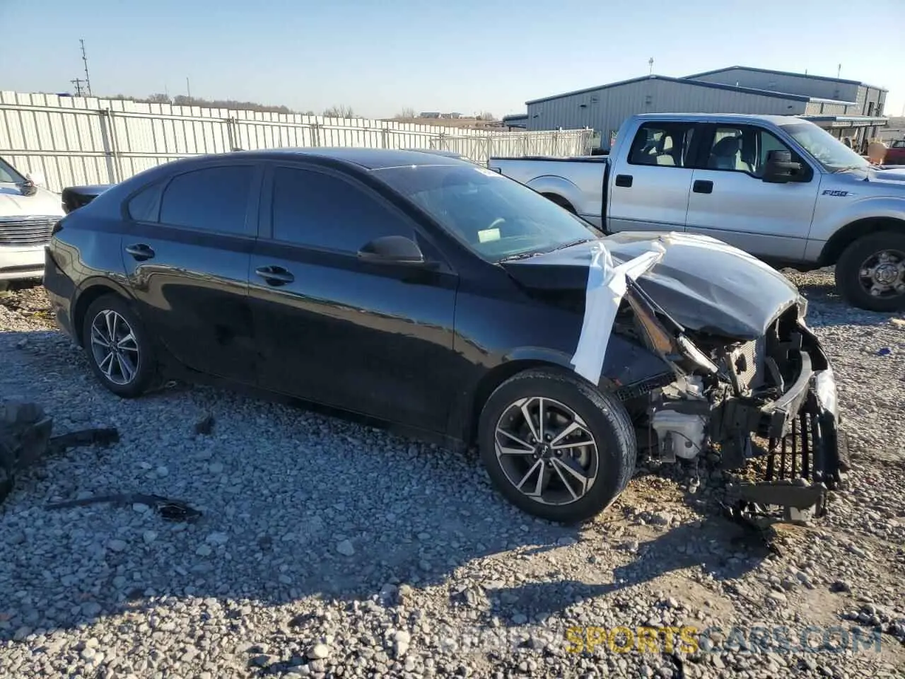 4 Фотография поврежденного автомобиля 3KPF24AD9PE519014 KIA FORTE 2023