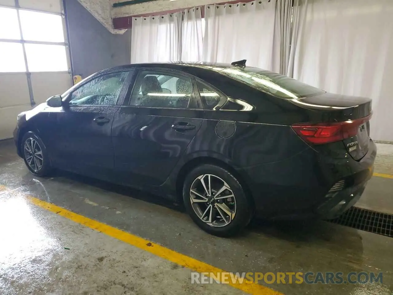 2 Фотография поврежденного автомобиля 3KPF24AD9PE608081 KIA FORTE 2023