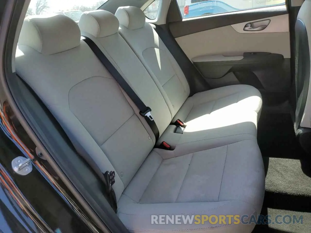 10 Фотография поврежденного автомобиля 3KPF24AD9PE624149 KIA FORTE 2023