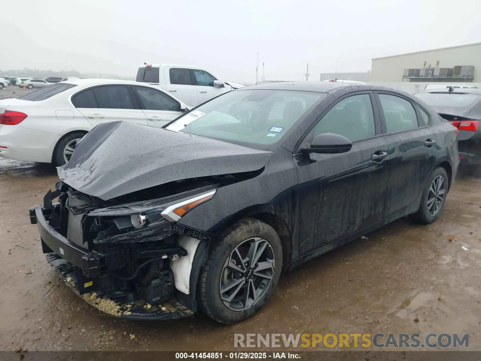 2 Фотография поврежденного автомобиля 3KPF24AD9PE628038 KIA FORTE 2023