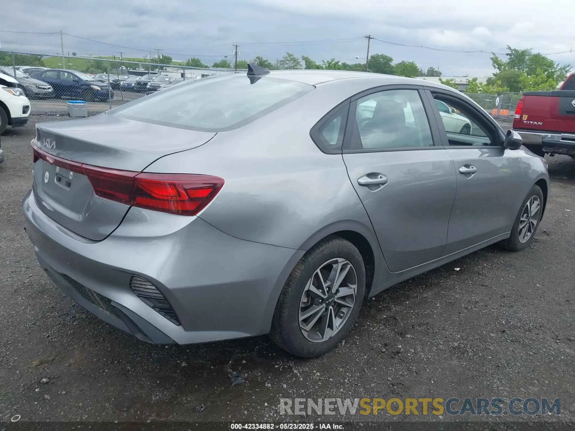 4 Photograph of a damaged car 3KPF24AD9PE641663 KIA FORTE 2023