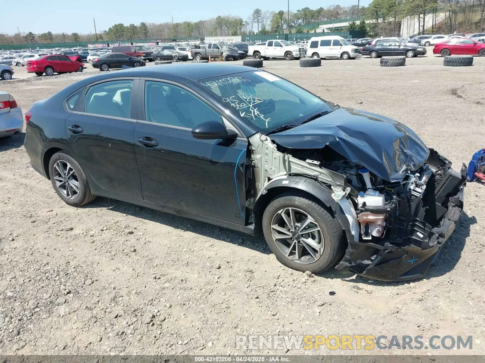 1 Photograph of a damaged car 3KPF24AD9PE673173 KIA FORTE 2023