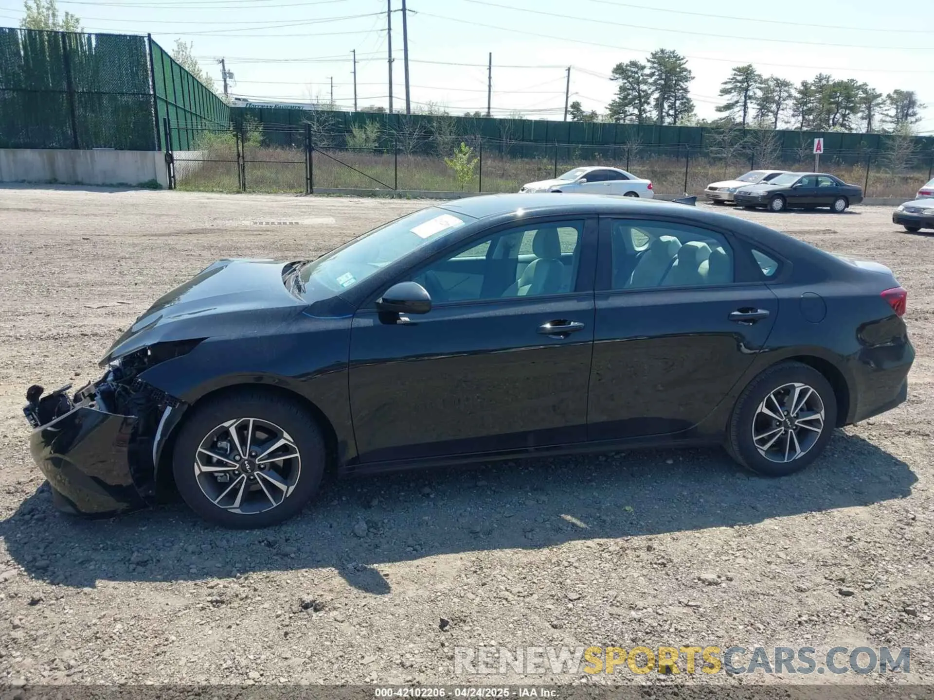 14 Photograph of a damaged car 3KPF24AD9PE673173 KIA FORTE 2023